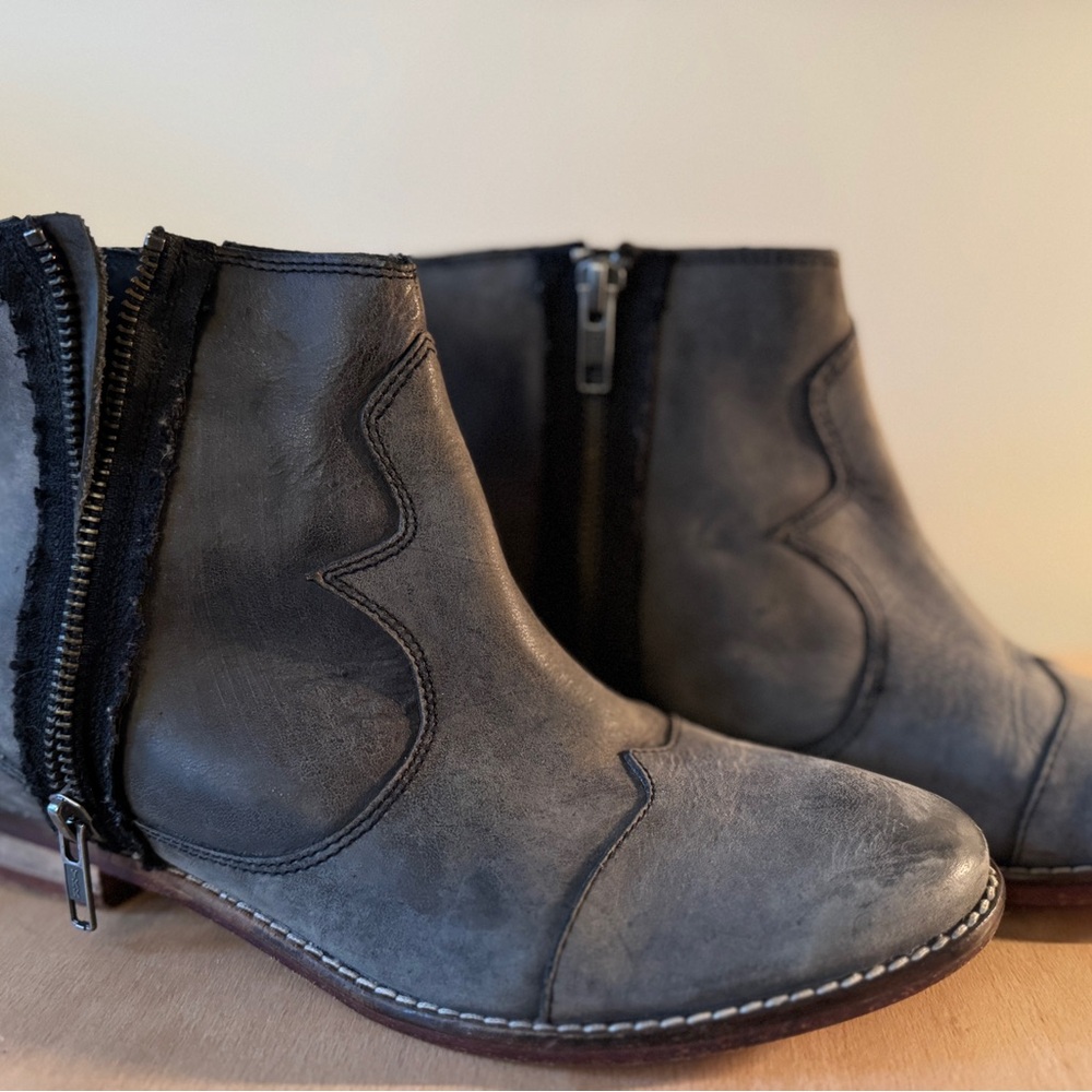 Free People slate grey western style double zipper bootie, like new, size 37
